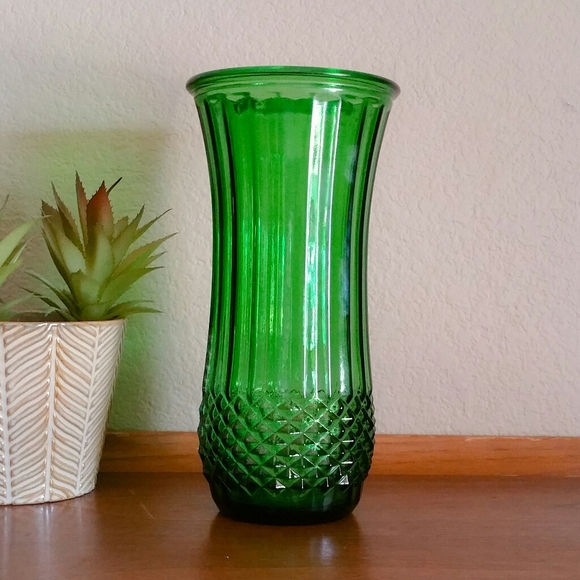 Vintage Hoosier Green Emerald Glass Vase